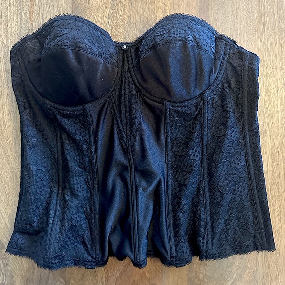 Dominique Other - Vintage black lace corset bustier